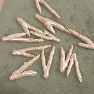 Wholesale AA+ 20-40mm Natural White V Shaped Baroque Biwa Loose Pearl