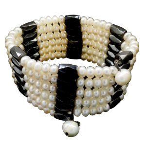 36 inches 4-5mm Natural White Button Pearl Magnet Wrap Bracelet