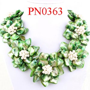 18 inches Natural Leather Cord Seven Green Shell Flower Necklace