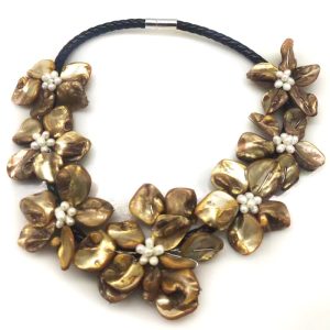 18 inches Natural Leather Cord Seven Coffee Shell Flower Necklace