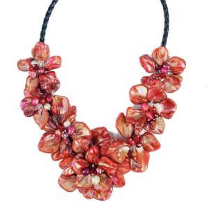 18 inches Natural Leather Cord Seven Red Shell Flower Necklace