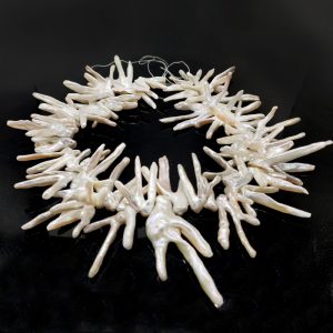 16 inches 20-30mm Side Drilled Claw Shaped White Biwa Pearls Loose Strand