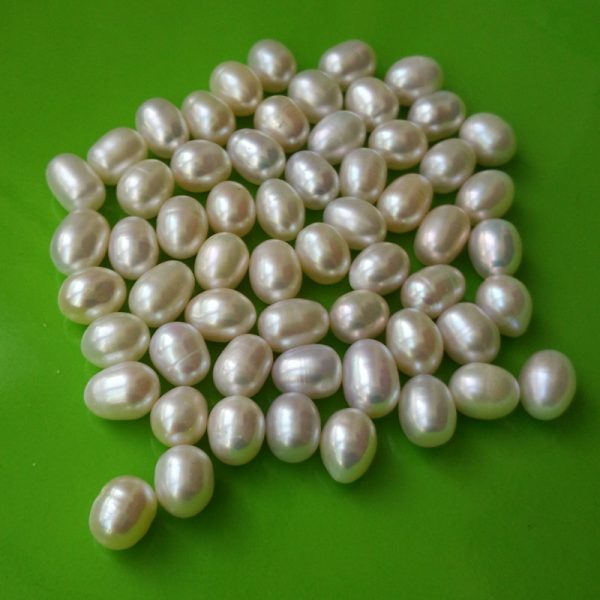 Wholesale 8-9mm AA+ White Raindrop Shaped Loose Freshwater Pearl