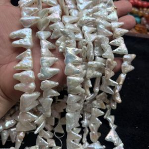 16 inches 18-22mm Natural White Triangle Baroque Pearls Loose Strand